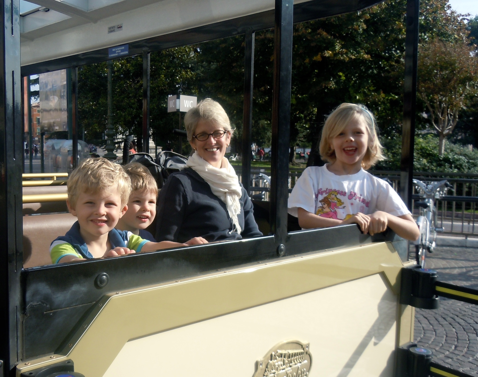 Laura and her three children